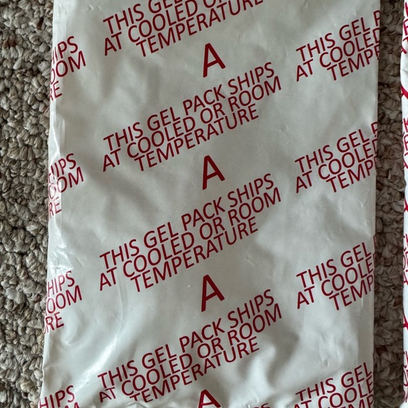 2pk Reusable Red White Gel Ice Packs Cooler Than Ice Non Toxic Home Kitchen Set - Picture 3 of 5